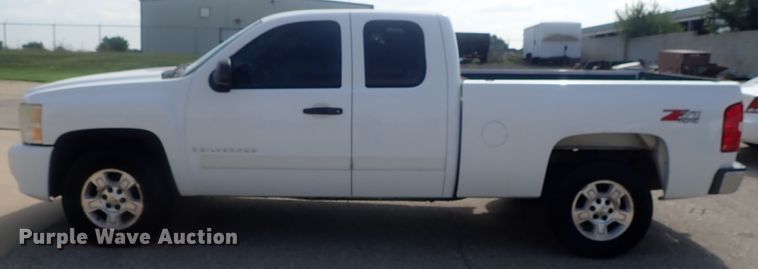 image for item DI4649 2007 Chevrolet Silverado 1500  Ext. Cab pickup truck