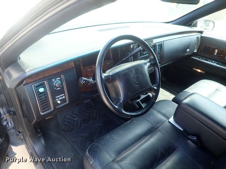 image for item DI4652 1996 Cadillac Fleetwood Superior Coach  hearse