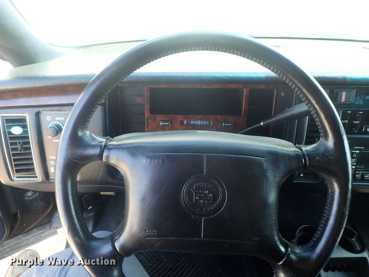 image for item DI4652 1996 Cadillac Fleetwood Superior Coach  hearse