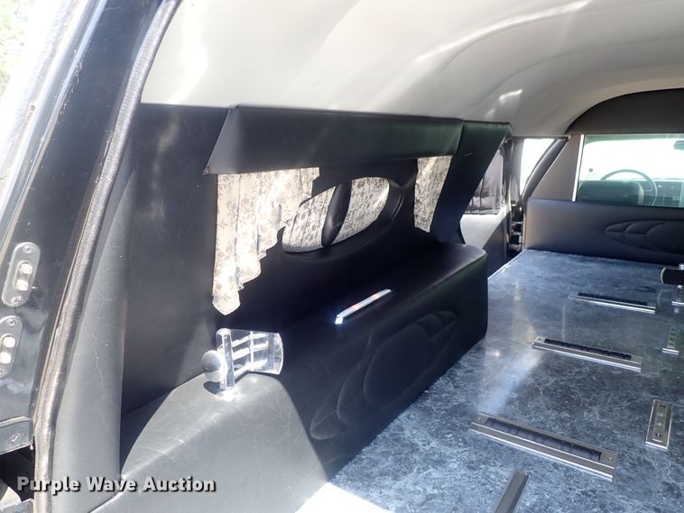 image for item DI4652 1996 Cadillac Fleetwood Superior Coach  hearse