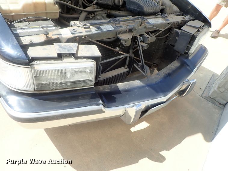 image for item DI4652 1996 Cadillac Fleetwood Superior Coach  hearse