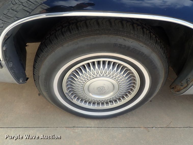 image for item DI4652 1996 Cadillac Fleetwood Superior Coach  hearse