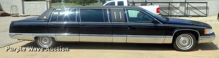 image for item DI4653 1996 Cadillac Fleetwood  limousine