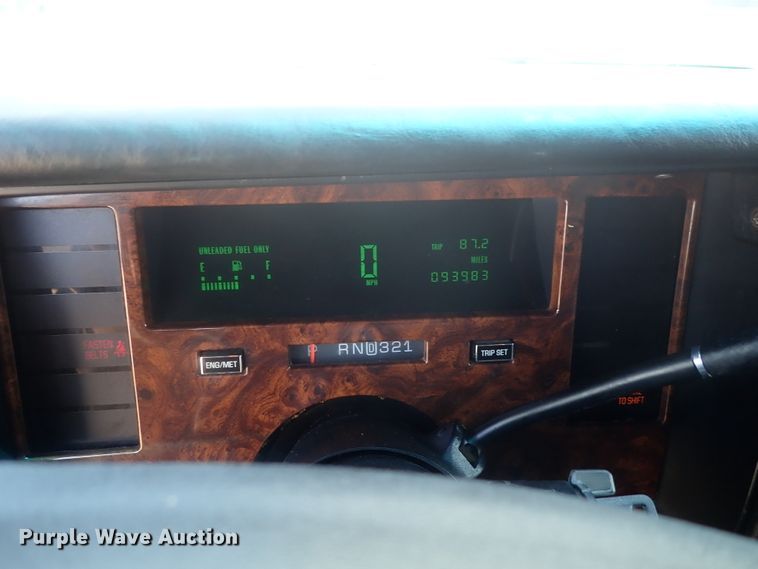 image for item DI4653 1996 Cadillac Fleetwood  limousine