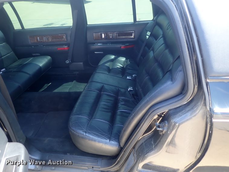 image for item DI4653 1996 Cadillac Fleetwood  limousine