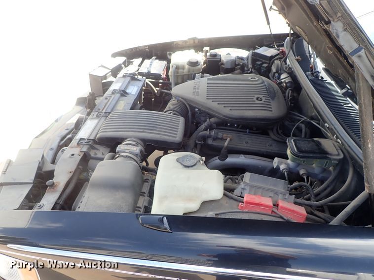 image for item DI4653 1996 Cadillac Fleetwood  limousine