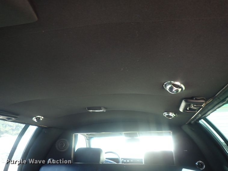 image for item DI4653 1996 Cadillac Fleetwood  limousine