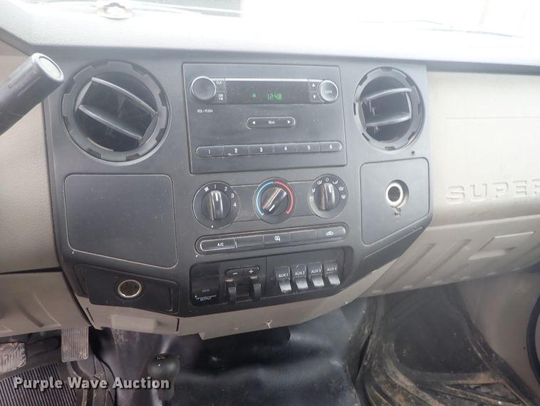 image for item DI4709 2008 Ford F550 Super Duty  Crew Cab utility truck