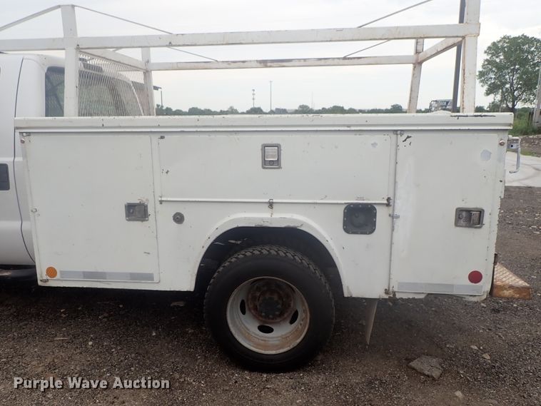 image for item DI4709 2008 Ford F550 Super Duty  Crew Cab utility truck