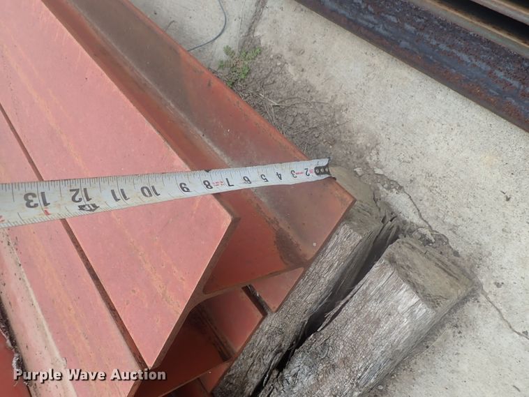 image for item DI4710 (31) red iron I-beams