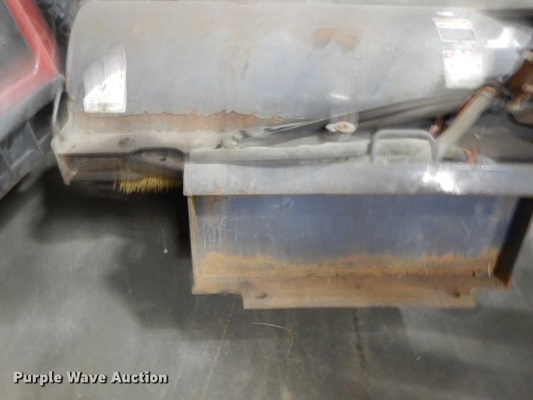 image for item DI7544 Brasco AB48 compact utility loader broom