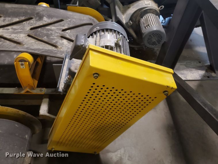 image for item DJ3171 2017 Trio recycling conveyor