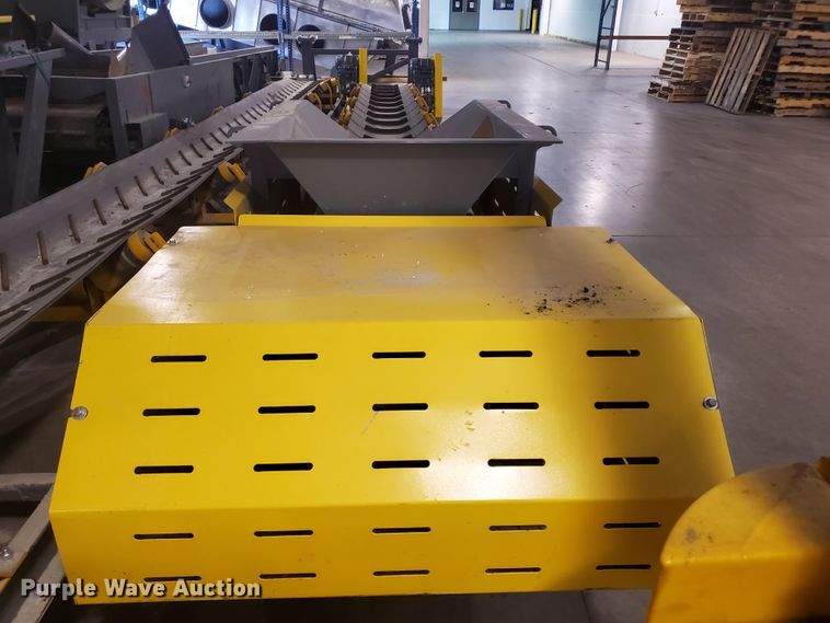 image for item DJ3172 2017 Trio recycling conveyor