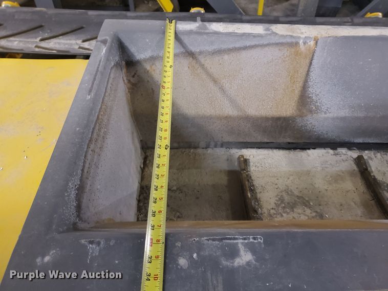 image for item DJ3172 2017 Trio recycling conveyor