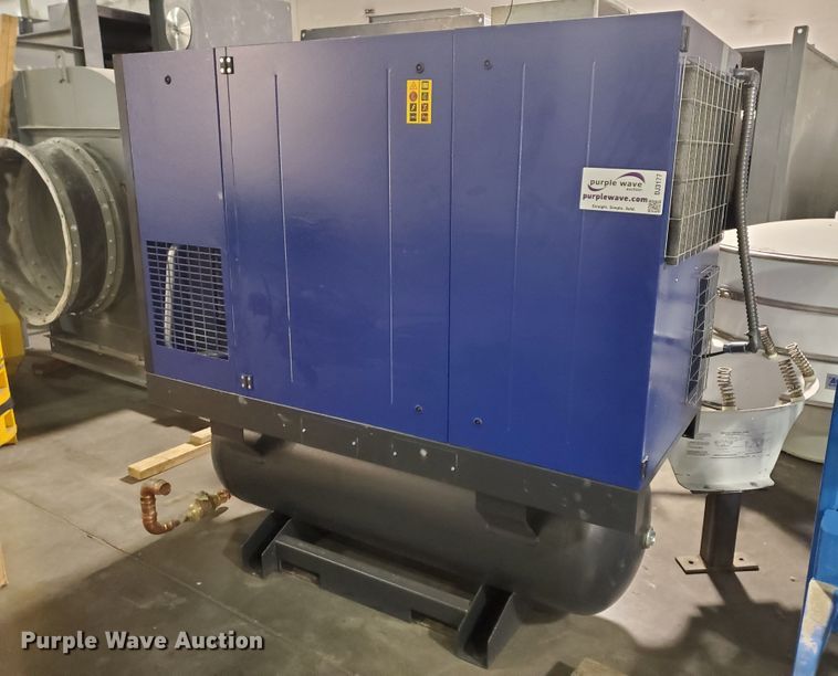 image for item DJ3177 2017 Quincy QGDV20FF  rotary screw air compressor