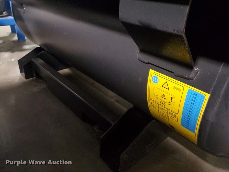 image for item DJ3177 2017 Quincy QGDV20FF  rotary screw air compressor