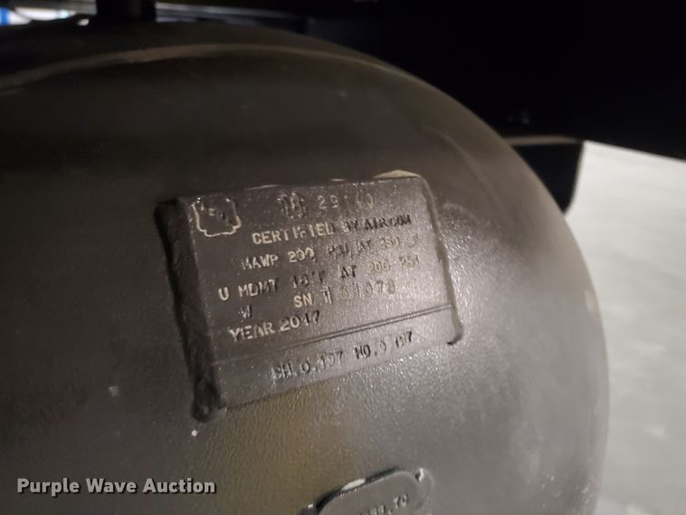 image for item DJ3177 2017 Quincy QGDV20FF  rotary screw air compressor