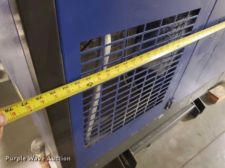 image for item DJ3177 2017 Quincy QGDV20FF  rotary screw air compressor