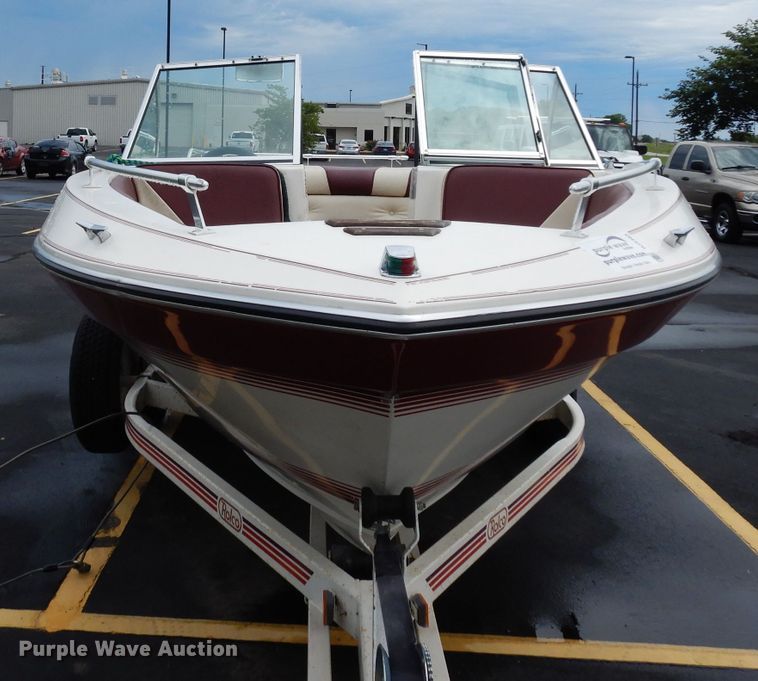 image for item DJ4303 1987 Mach 1  boat