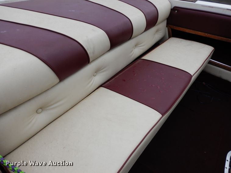 image for item DJ4303 1987 Mach 1  boat