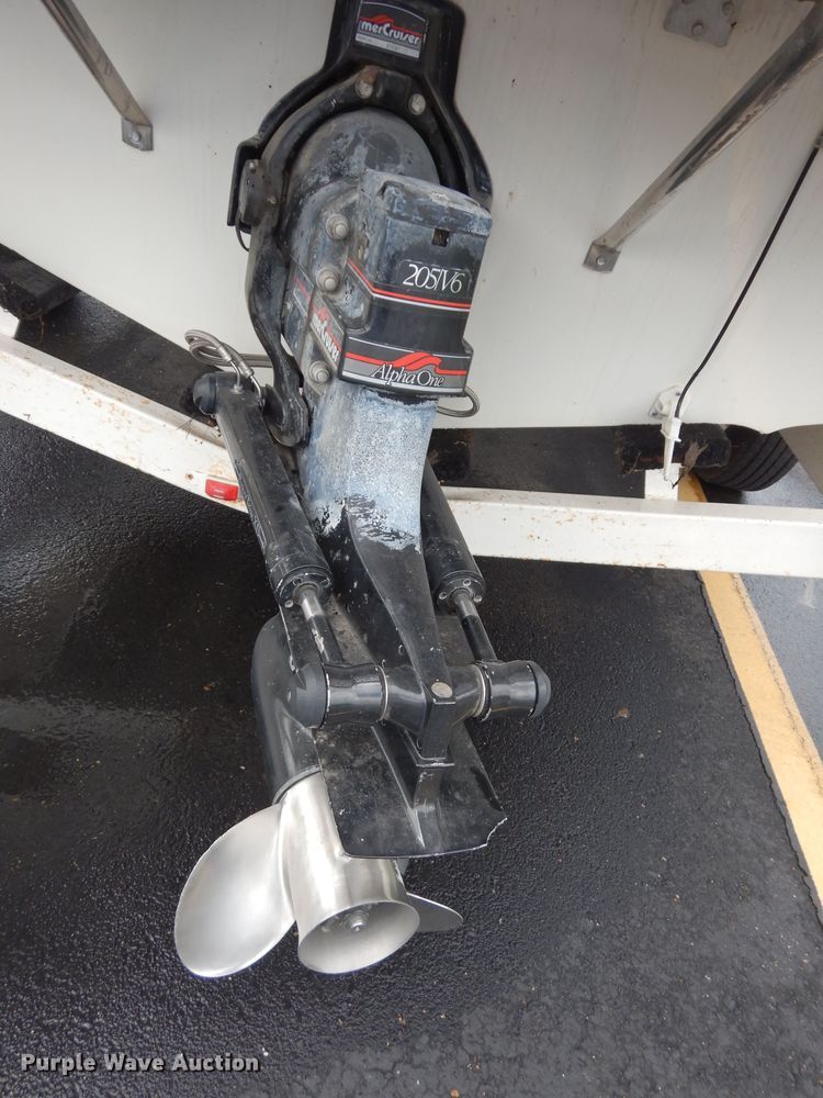 image for item DJ4303 1987 Mach 1  boat