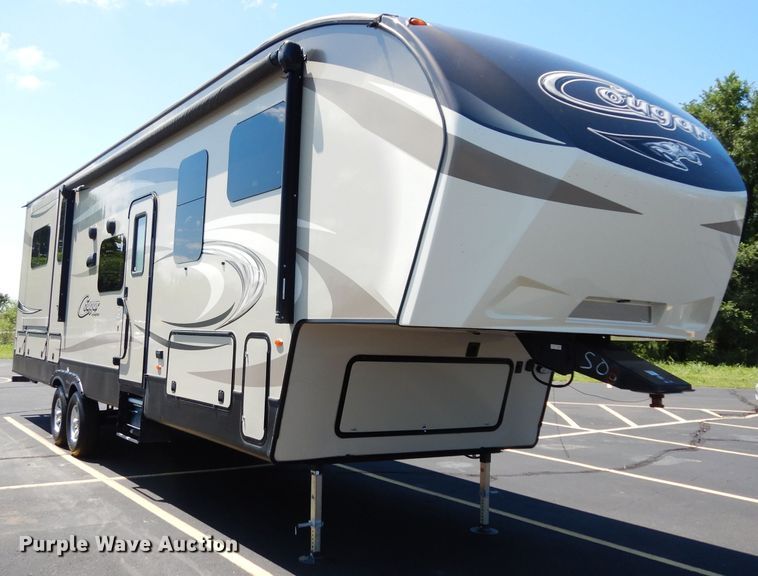 image for item DJ4339 2018 Keystone Cougar 326RDS  camper