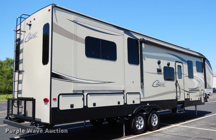 image for item DJ4339 2018 Keystone Cougar 326RDS  camper