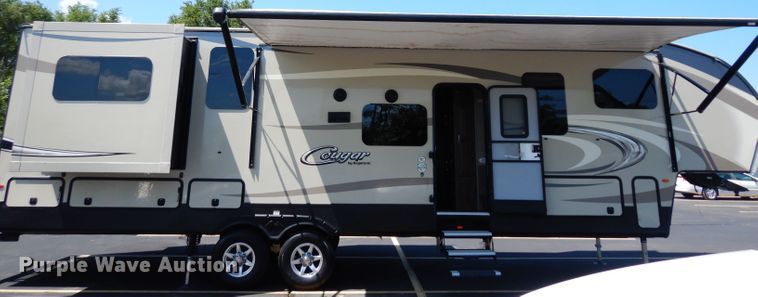 image for item DJ4339 2018 Keystone Cougar 326RDS  camper