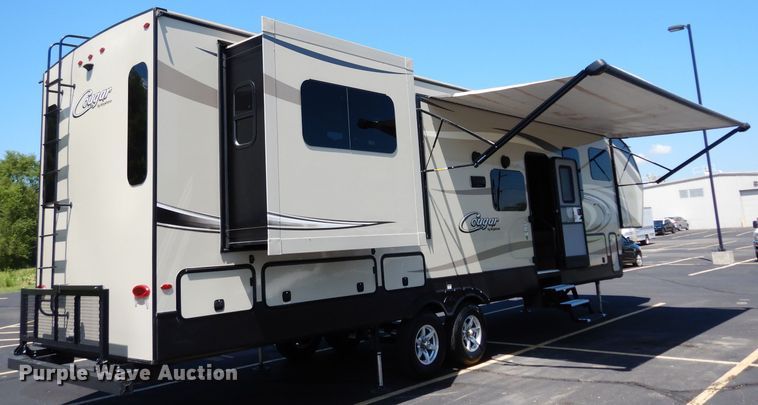 image for item DJ4339 2018 Keystone Cougar 326RDS  camper