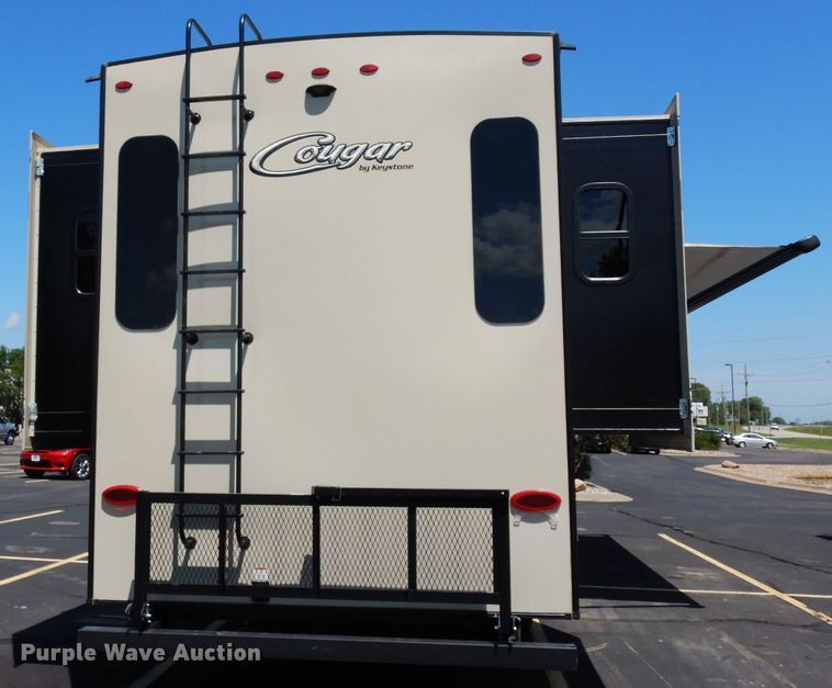 image for item DJ4339 2018 Keystone Cougar 326RDS  camper