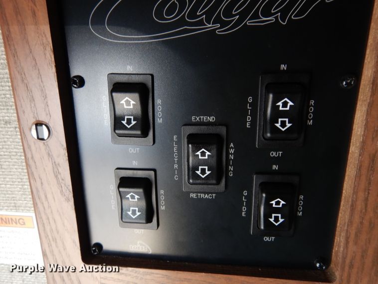 image for item DJ4339 2018 Keystone Cougar 326RDS  camper