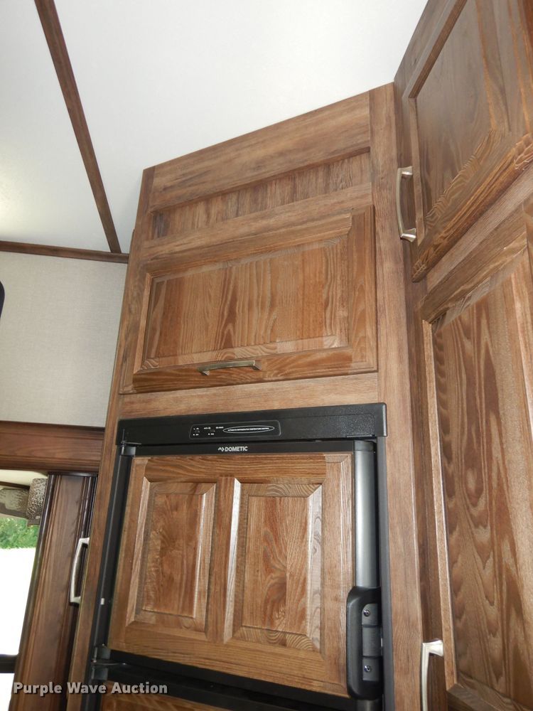 image for item DJ4339 2018 Keystone Cougar 326RDS  camper