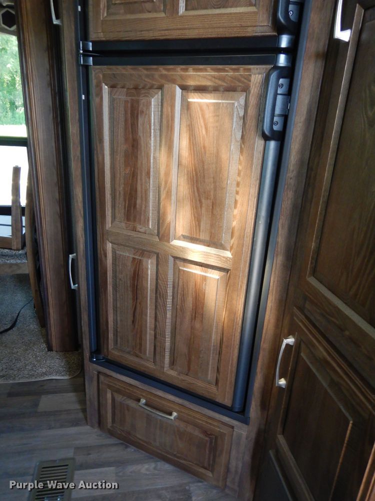 image for item DJ4339 2018 Keystone Cougar 326RDS  camper