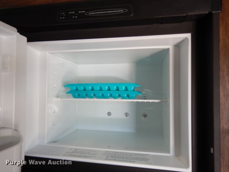 image for item DJ4339 2018 Keystone Cougar 326RDS  camper