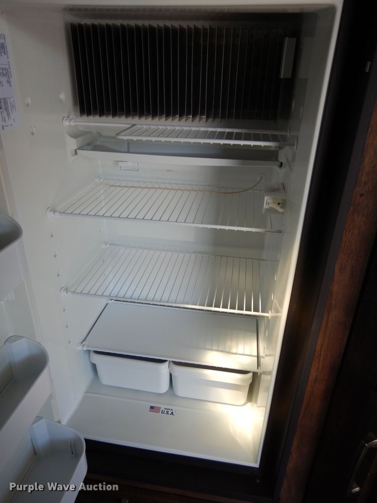 image for item DJ4339 2018 Keystone Cougar 326RDS  camper