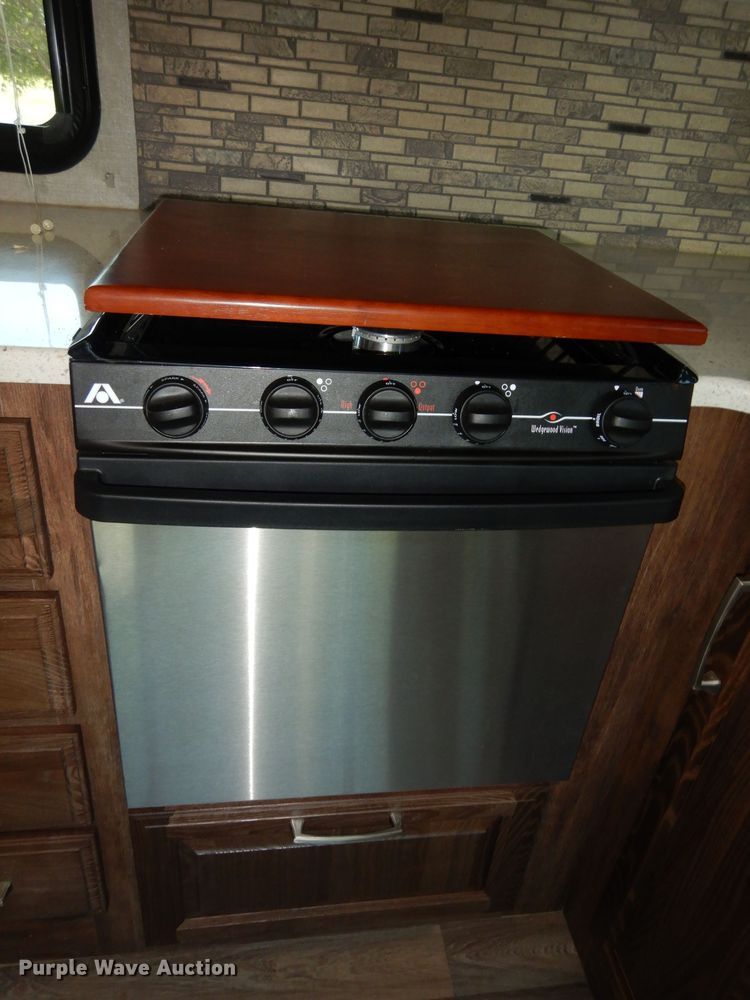 image for item DJ4339 2018 Keystone Cougar 326RDS  camper