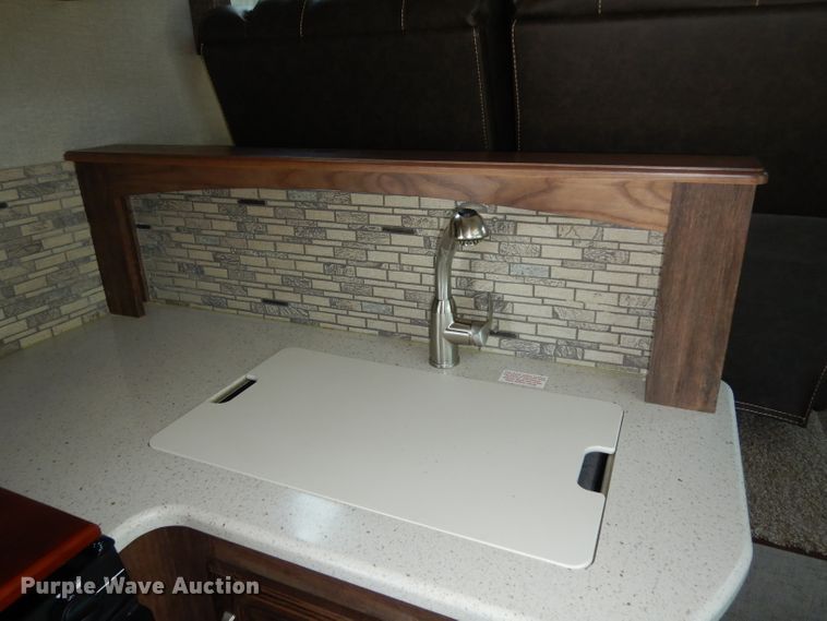 image for item DJ4339 2018 Keystone Cougar 326RDS  camper