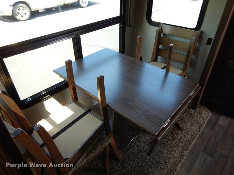 image for item DJ4339 2018 Keystone Cougar 326RDS  camper