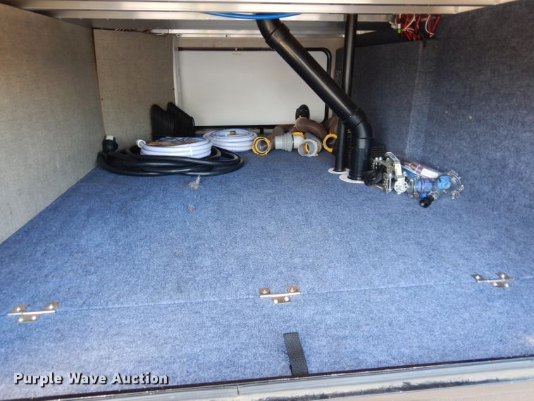 image for item DJ4339 2018 Keystone Cougar 326RDS  camper