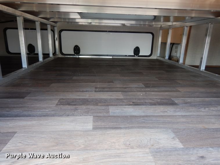 image for item DJ4339 2018 Keystone Cougar 326RDS  camper