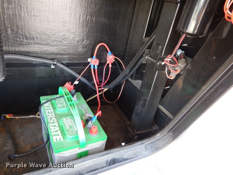 image for item DJ4339 2018 Keystone Cougar 326RDS  camper