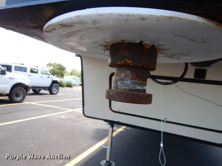 image for item DJ4339 2018 Keystone Cougar 326RDS  camper