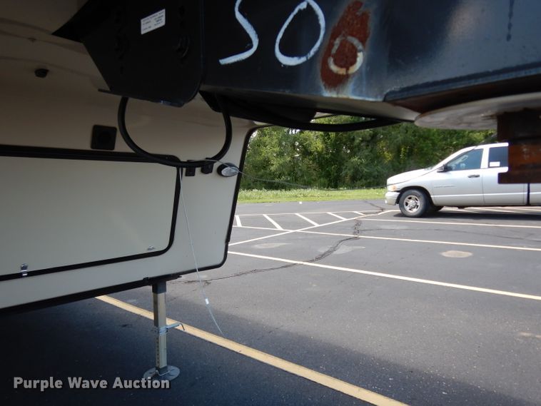 image for item DJ4339 2018 Keystone Cougar 326RDS  camper