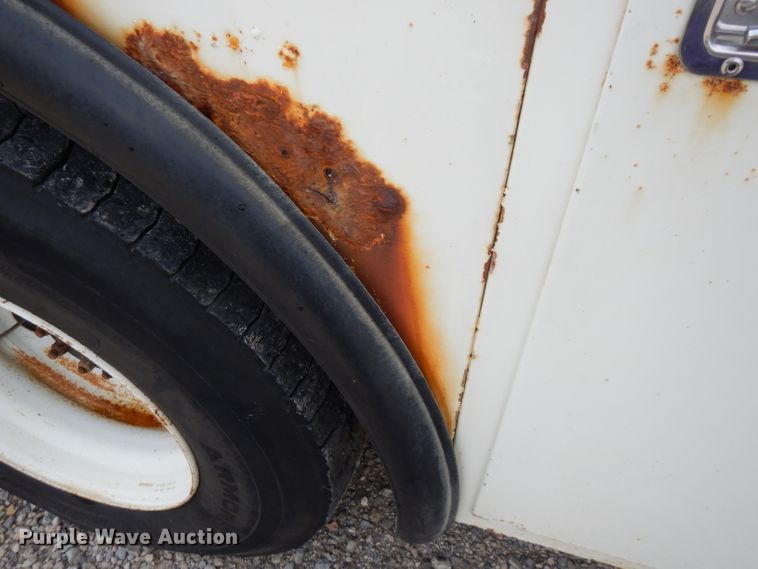 image for item DJ4361 1998 International 4700  service truck with crane