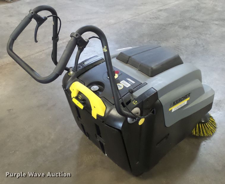 image for item DX9237 2018 Karcher KM75/40W sweeper