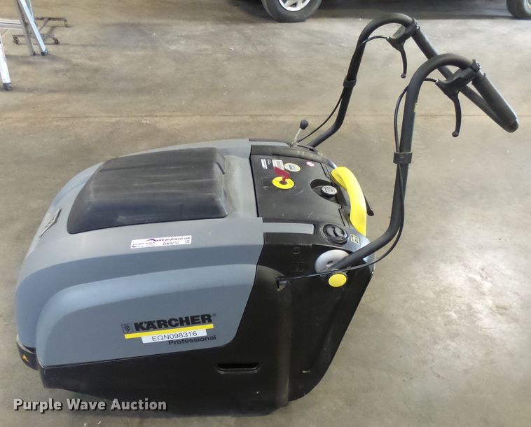image for item DX9237 2018 Karcher KM75/40W sweeper