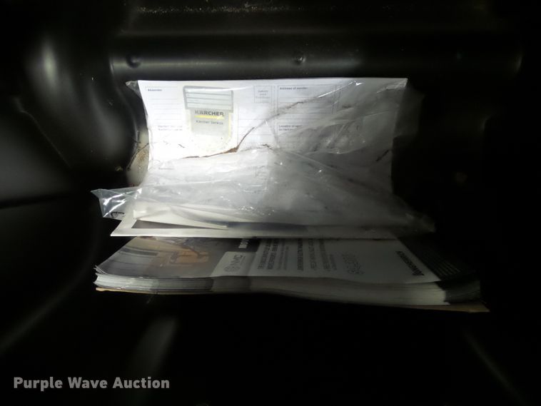 image for item DX9237 2018 Karcher KM75/40W sweeper