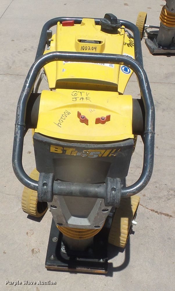 image for item EL9184 2015 Bomag BT65 compactor