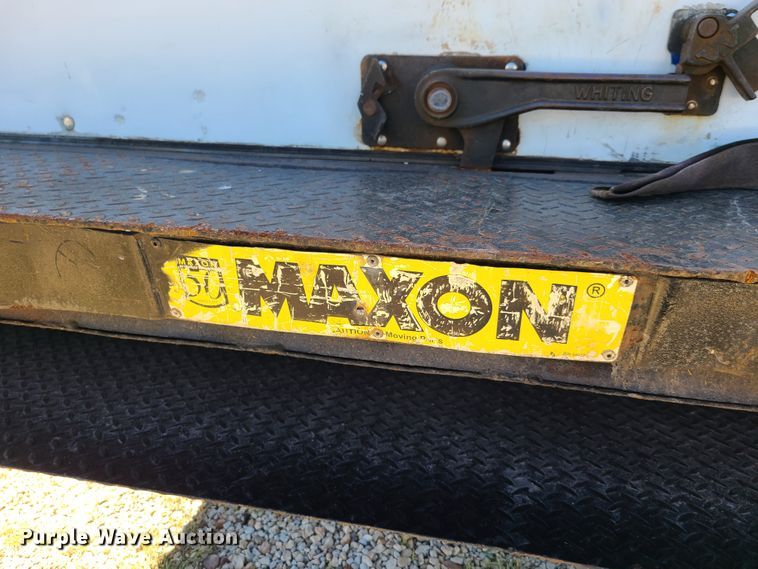 image for item EL9984 2008 International 4200  box truck