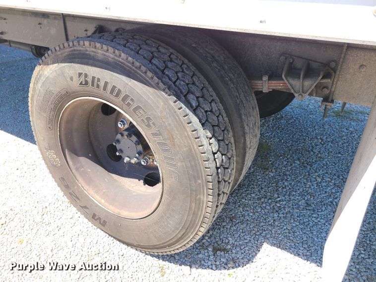 image for item EL9984 2008 International 4200  box truck